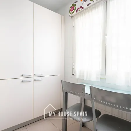 Myhousespain - Unico Piso Cerca De La Playa * Gijón